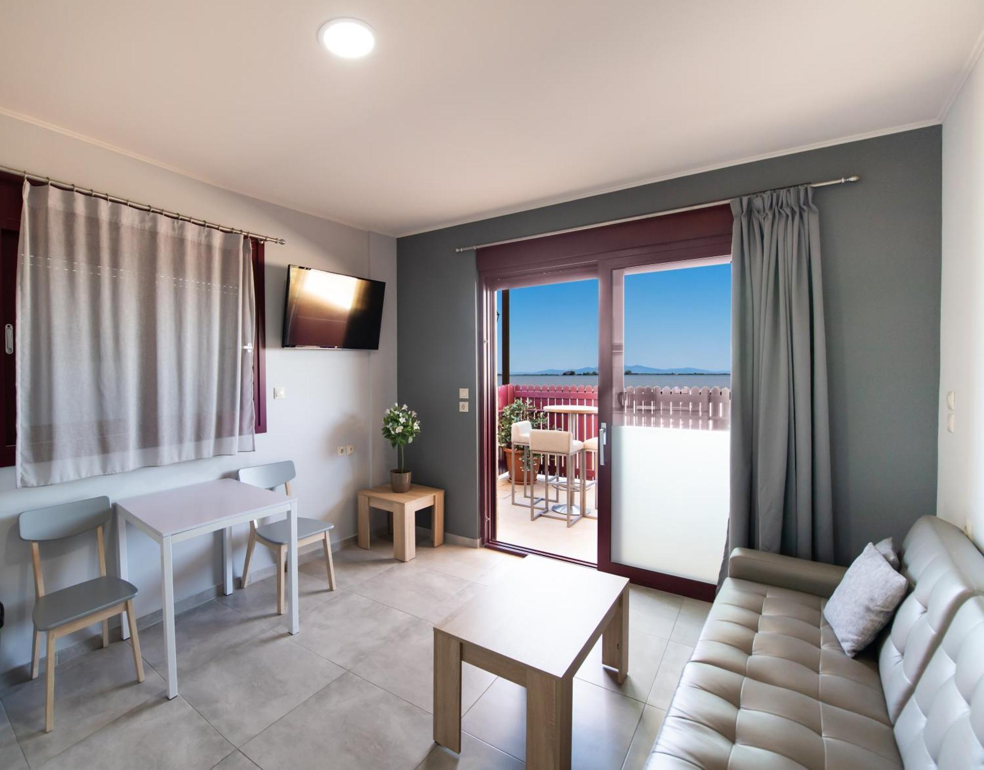 Excess Pansion Hotel Лефкада Екстериор снимка