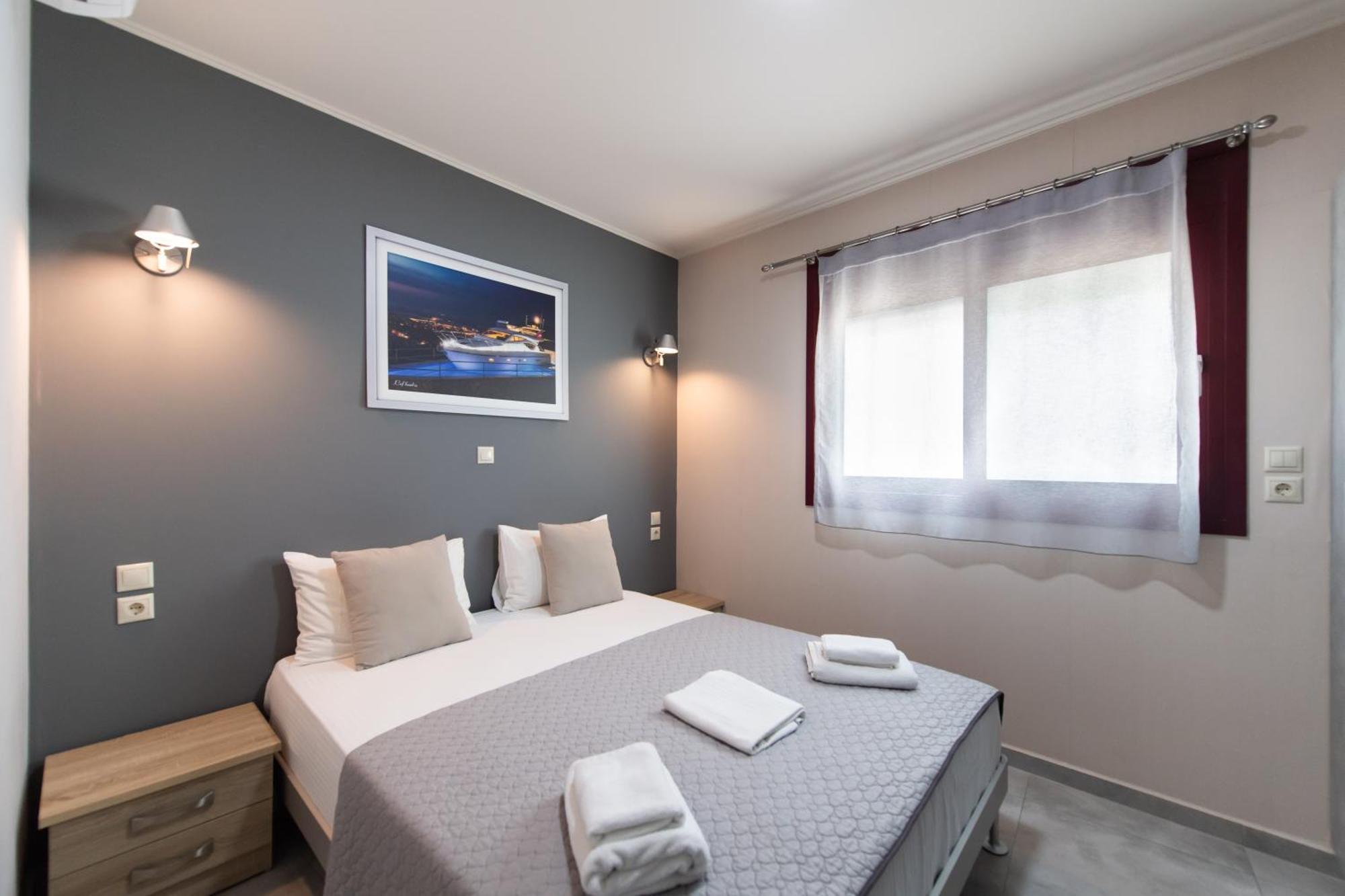 Excess Pansion Hotel Лефкада Екстериор снимка