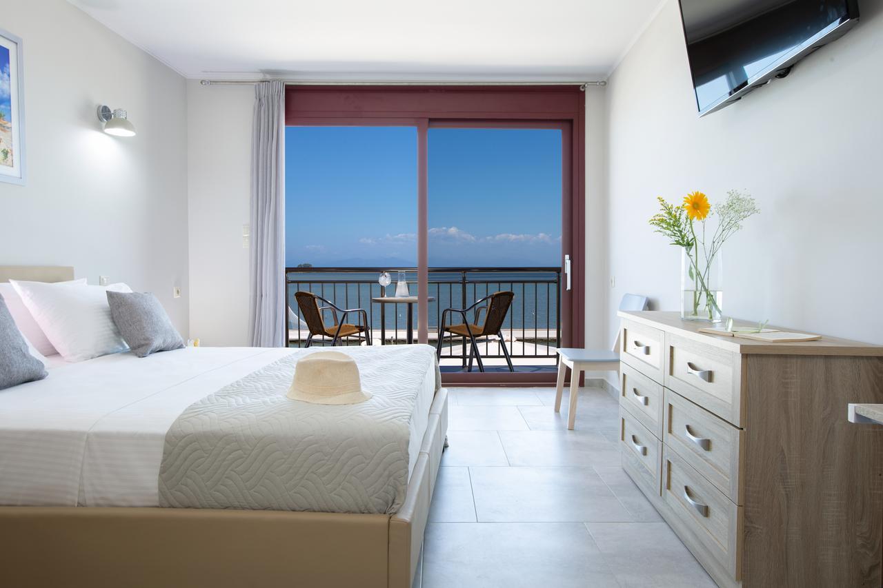 Excess Pansion Hotel Лефкада Екстериор снимка