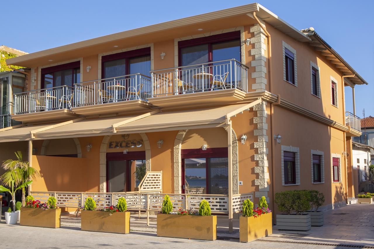 Excess Pansion Hotel Лефкада Екстериор снимка